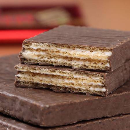 青援巧克力威化餅干25g 袋香脆酥脆網(wǎng)紅休閑辦公餅干解饞零食品